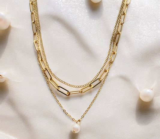 3 layered faux pearl neckchain