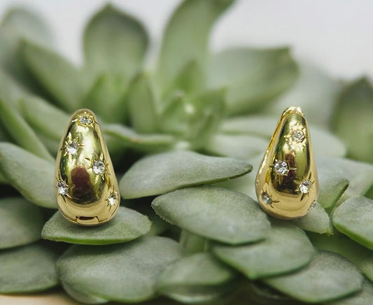 Rhinestone decor golden earrings