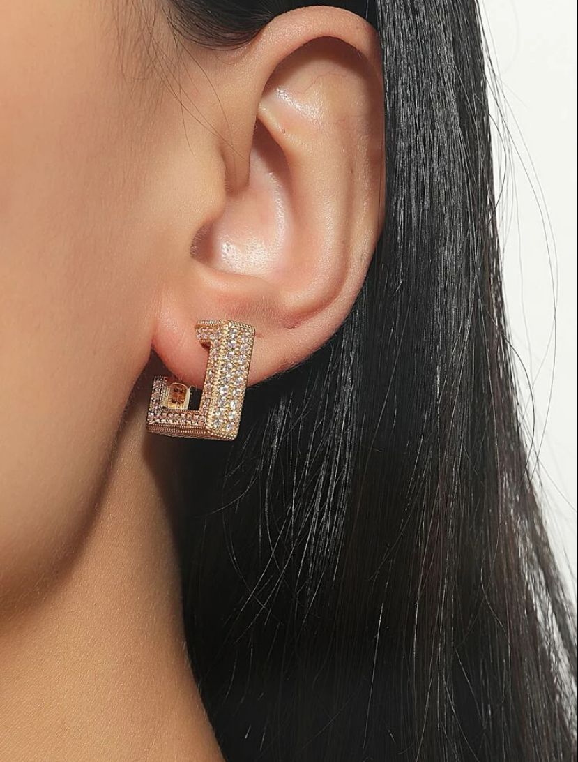 Rhinestone Decor Geometric Hoop Earrings